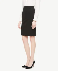 The Seamed Pencil Skirt In Seasonless Stretch 9 The Seamed Pencil Skirt In Seasonless Stretch -Anntaylor Shop 443563 6600 UC