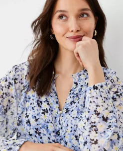 Floral Ruffled Raglan Sleeve Top 8 Floral Ruffled Raglan Sleeve Top -Anntaylor Shop 606818 4169 ALT2