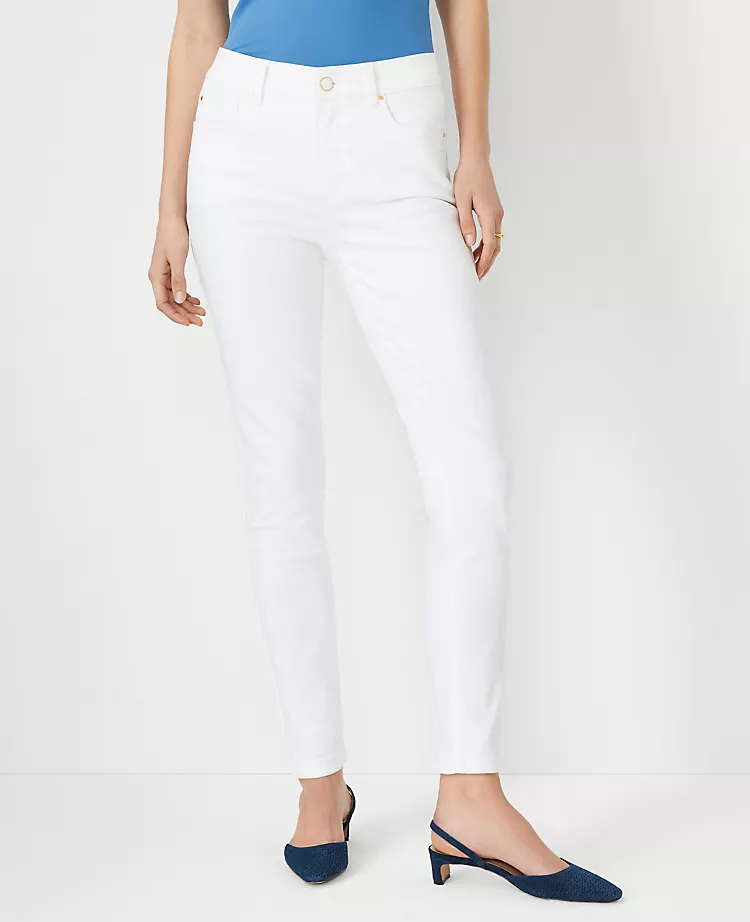 Curvy Sculpting Pocket Mid Rise Skinny Jeans In White 3 Curvy Sculpting Pocket Mid Rise Skinny Jeans In White