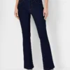 Sculpting Pocket Mid Rise Boot Cut Jeans In Rinse Wash
