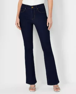 Sculpting Pocket Mid Rise Boot Cut Jeans In Rinse Wash
