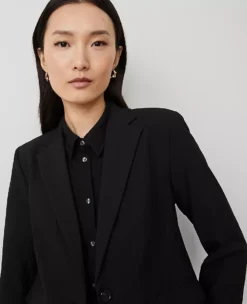 The Notched One Button Blazer In Seasonless Stretch Core Black -Anntaylor Shop 612797 6600 ALT2 1