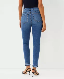 Curvy Sculpting Pocket High Rise Skinny Jeans In Classic Mid Wash 5 Curvy Sculpting Pocket High Rise Skinny Jeans In Classic Mid Wash -Anntaylor Shop 612850 2661 ALT1
