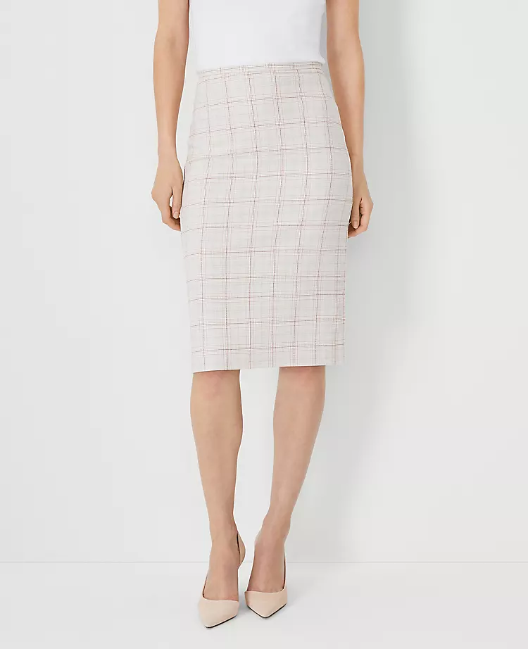 The Pencil Skirt In Plaid 3 The Pencil Skirt In Plaid