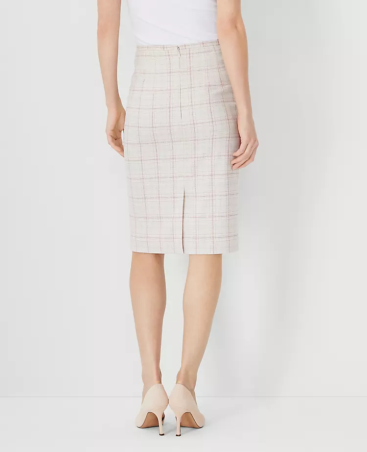 The Pencil Skirt In Plaid 4 The Pencil Skirt In Plaid - Image 2