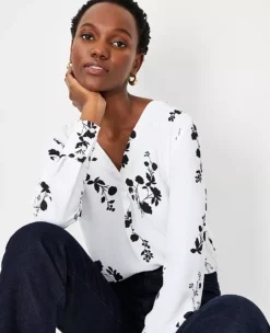 Floral Mixed Media Pleat Front Top -Anntaylor Shop 613833 9192 ALT2