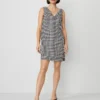 Petite Houndstooth V-Neck Sleeveless Shift Dress Black/White Multi 1 Petite Houndstooth V-Neck Sleeveless Shift Dress Black/White Multi -Anntaylor Shop 826235 2528