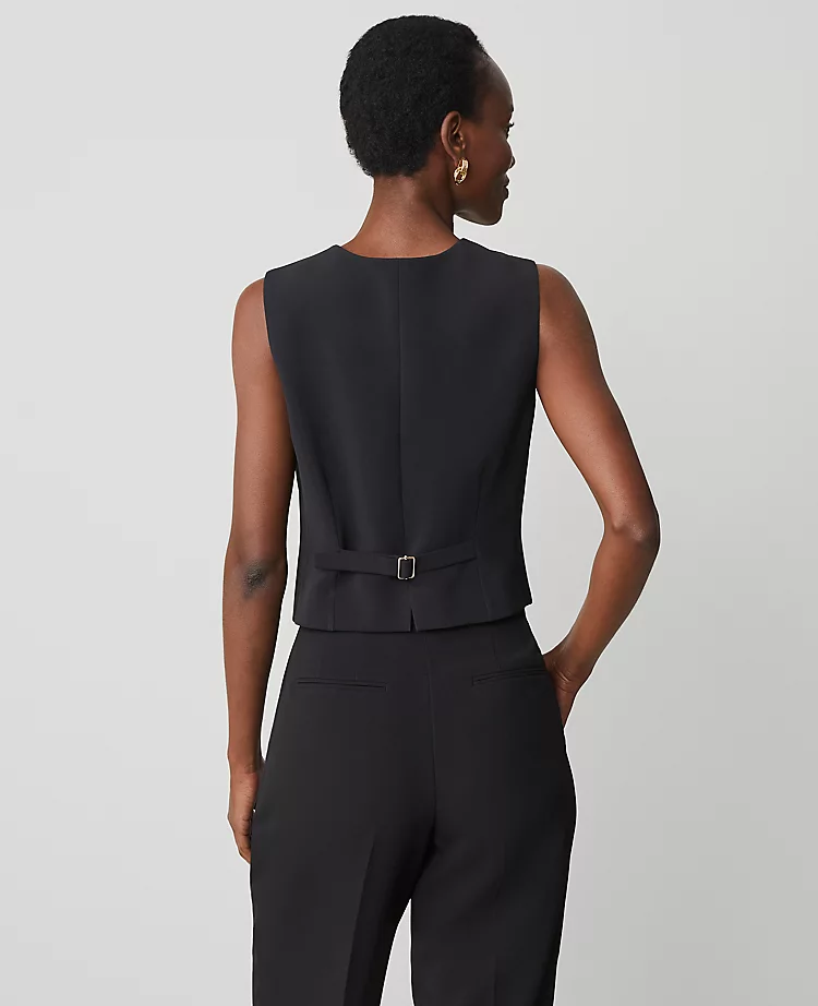 The Cropped Vest In Fluid Crepe Black 4 The Cropped Vest In Fluid Crepe Black - Image 2