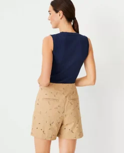 The Petite Side Zip Metro Short In Embroidery Baguette -Anntaylor Shop 835081 018771 ALT2