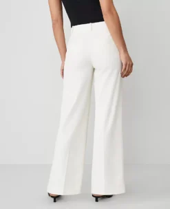 The Curvy Wide-Leg Pant Winter White 5 The Curvy Wide-Leg Pant Winter White -Anntaylor Shop 837062 9192 ALT1