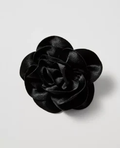 Crystal Rosette Brooch Black