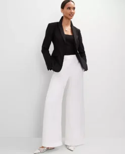 The Petite Easy Palazzo Pant In Linen Blend White