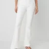 The Petite Pull-On Flare Jean — Curvy Fit White -Anntaylor Shop 845663 9000