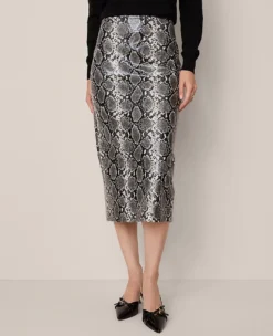 Petite Snake Print Pencil Skirt Black/ Neutral Snakeskin 8 Petite Snake Print Pencil Skirt Black/ Neutral Snakeskin -Anntaylor Shop 846921 019856 ALT1