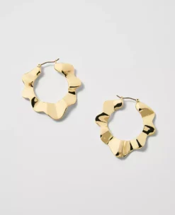 Wavy Metal Hoop Earrings Goldtone