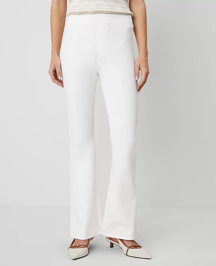 The Petite Pull-On Flare Jean White 5 The Petite Pull-On Flare Jean White - Image 3