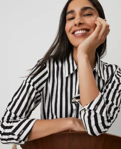 Petite Striped Relaxed Perfect Shirt Black -Anntaylor Shop 850533 517725 ALT2