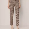 The Petite Eva Ankle Pant In Houndstooth — Curvy Fit Stallion Brown