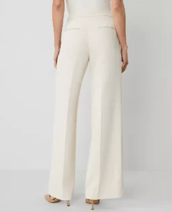 The Petite Side-Zip Wide-Leg Pant In Fluid Crepe Ivory Whisper 7 The Petite Side-Zip Wide-Leg Pant In Fluid Crepe Ivory Whisper -Anntaylor Shop 852482 9007 ALT2