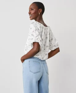 Petite Floral Bubble Hem Top Winter White -Anntaylor Shop 856884 521585 ALT1