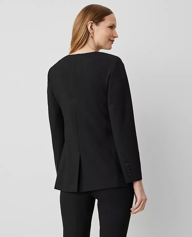 The Curved Hem Jacket In Seasonless Stretch Black 4 The Curved Hem Jacket In Seasonless Stretch Black - Image 2