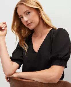 Petite V-Neck Popover Black -Anntaylor Shop 857516 2222 ALT2