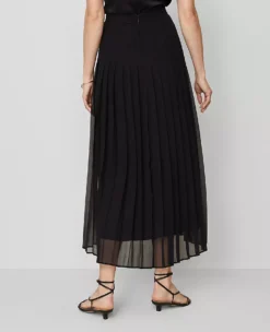 Petite Chiffon Pleated Maxi Skirt Black 8 Petite Chiffon Pleated Maxi Skirt Black -Anntaylor Shop 857656 2222 ALT2